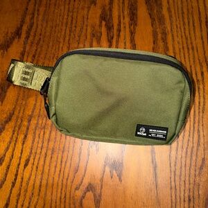 WOLFpak OD green 1.5L Crossbody Bag